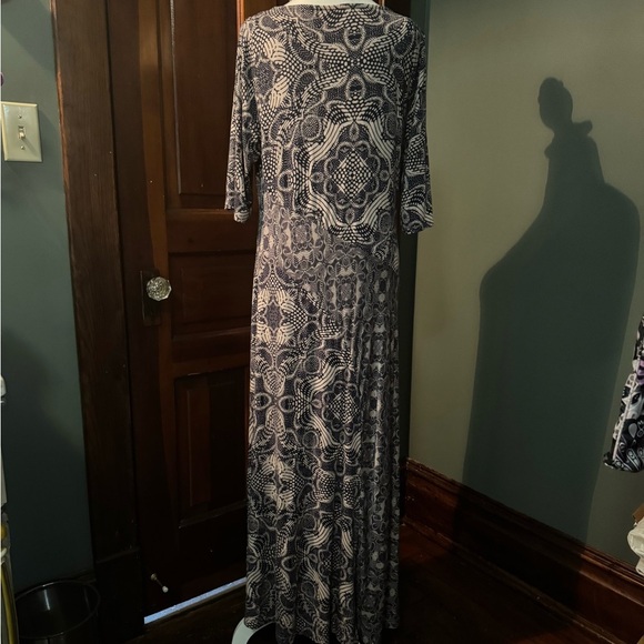 Soft Surroundings Petite Large Maxi Dress Stretchy Soft Navy and Beige - Picture 4 of 8